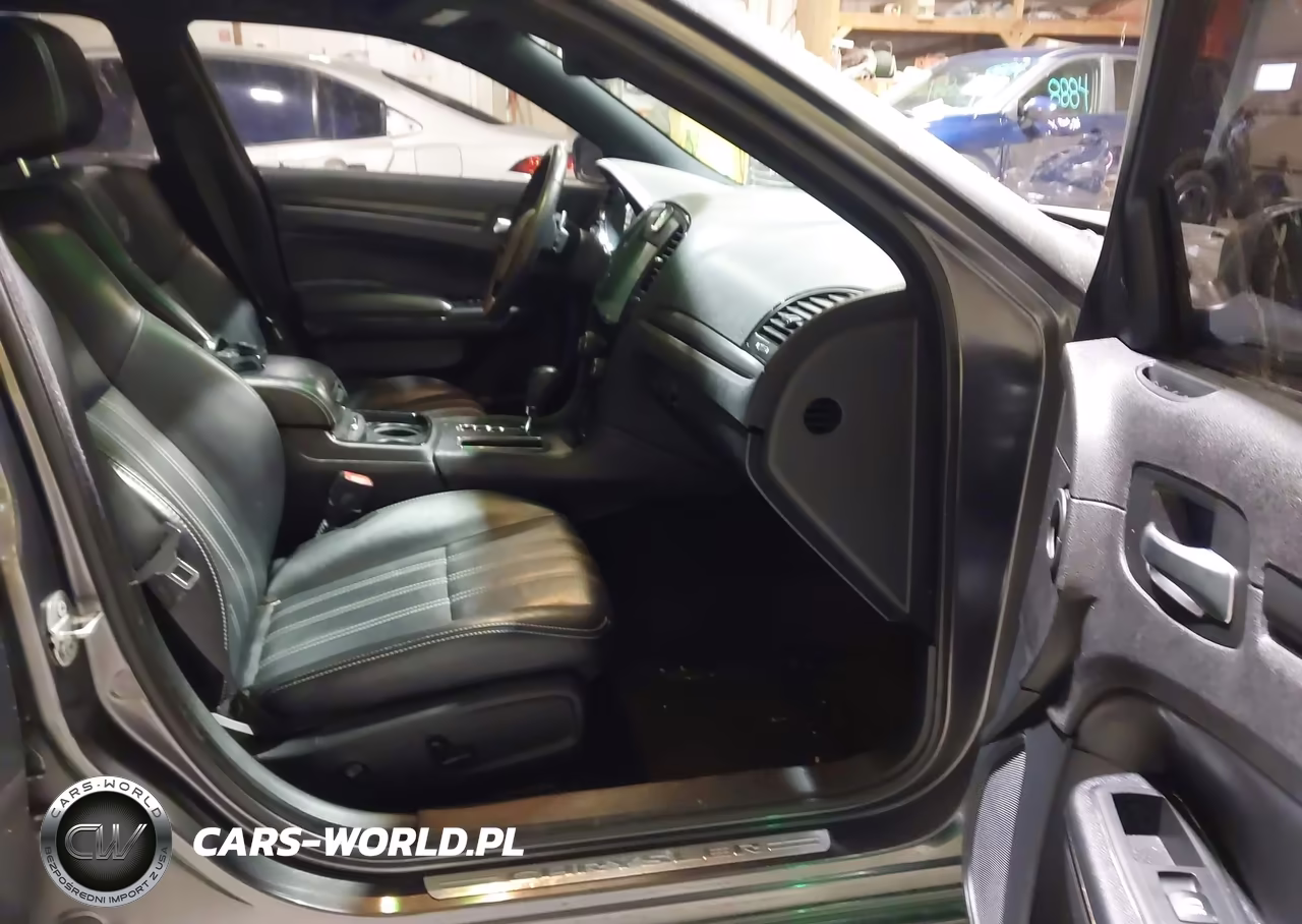 2014 Chrysler 300 300S VIN:2C3CCAGT7EH345544 - 5