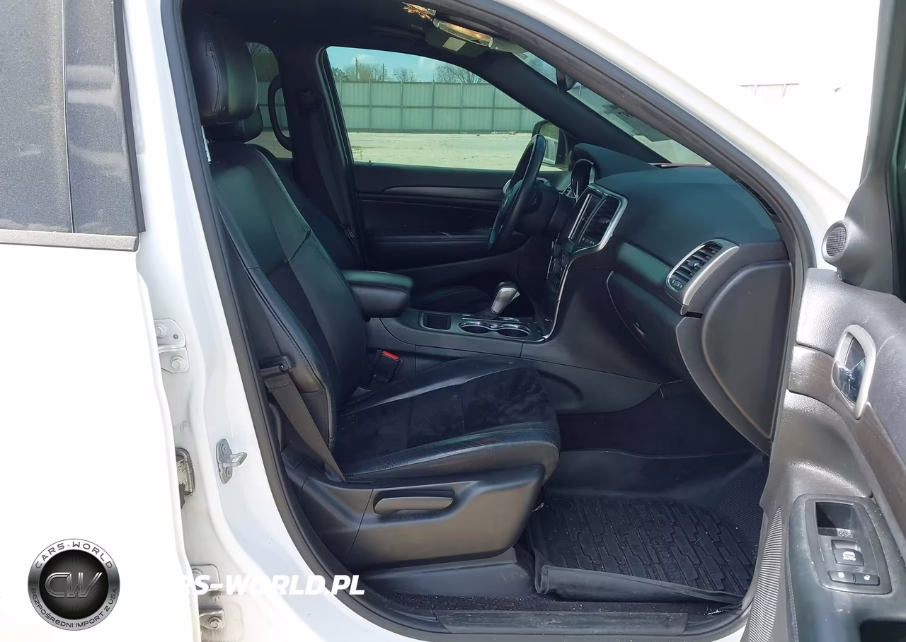 2018 Jeep Grand Cherokee Altitude 4X2 VIN:1C4RJEAG9JC168930 - 5