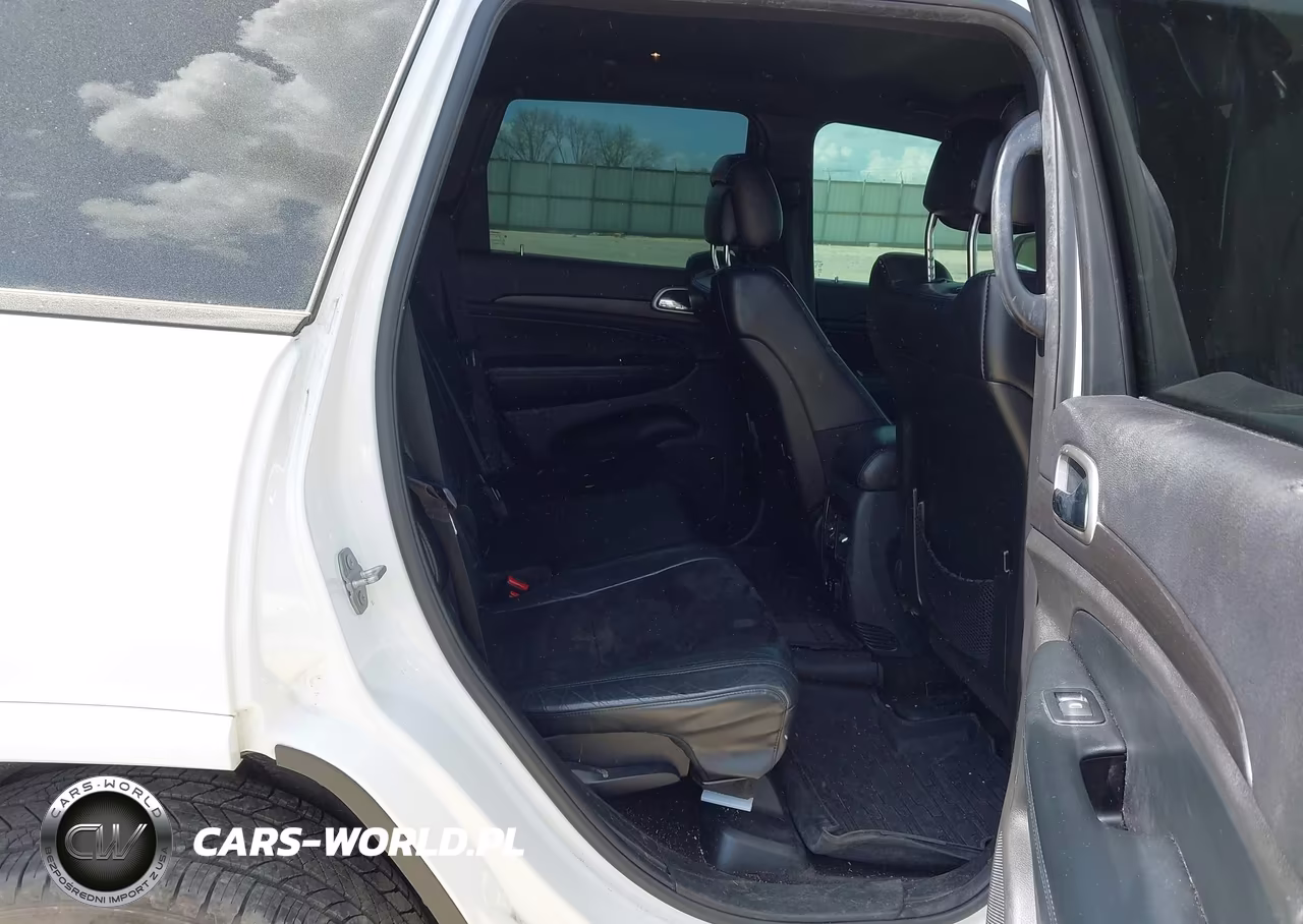 2018 Jeep Grand Cherokee Altitude 4X2 VIN:1C4RJEAG9JC168930 - 8