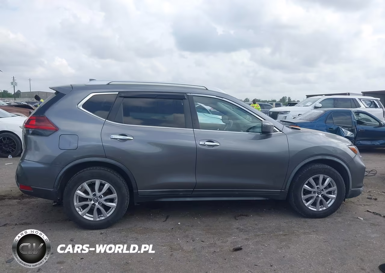 2018 Nissan Rogue Sv VIN:KNMAT2MT2JP573728 - 13