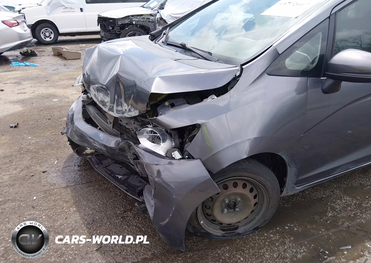 2015 Honda Fit Lx VIN:3HGGK5G55FM740867 - 18
