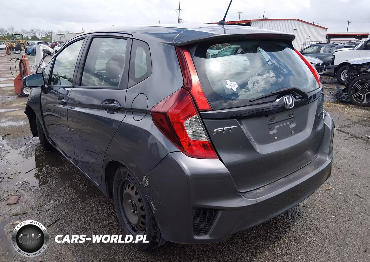 2015 Honda Fit Lx VIN:3HGGK5G55FM740867 - 3