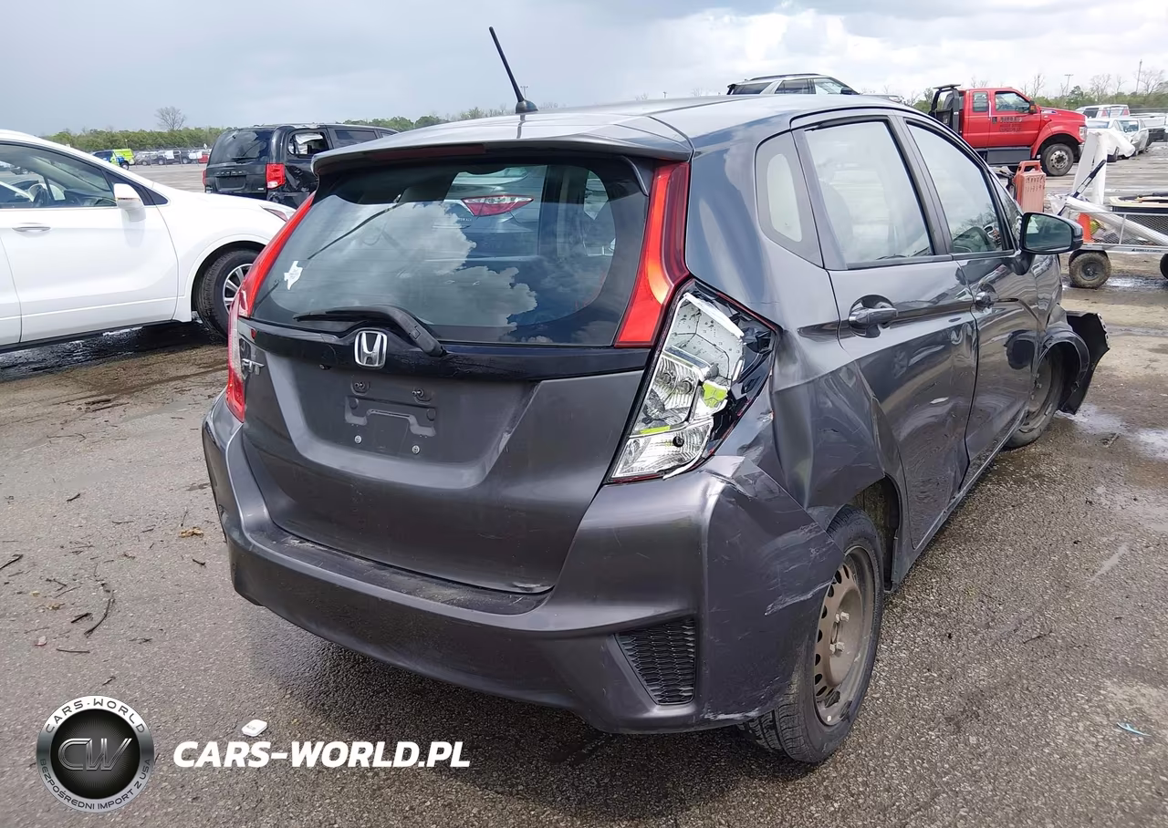 2015 Honda Fit Lx VIN:3HGGK5G55FM740867 - 4