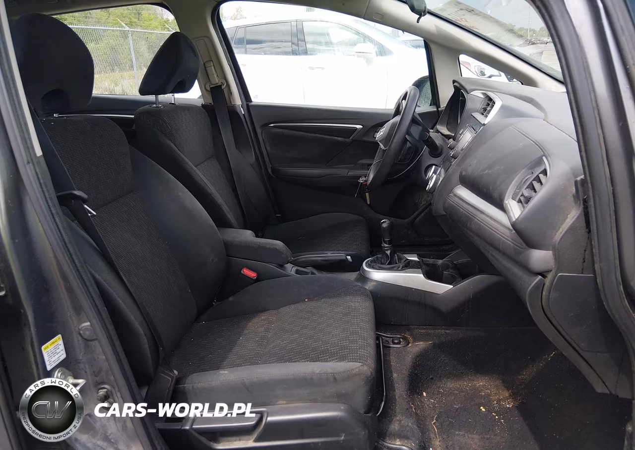 2015 Honda Fit Lx VIN:3HGGK5G55FM740867 - 5
