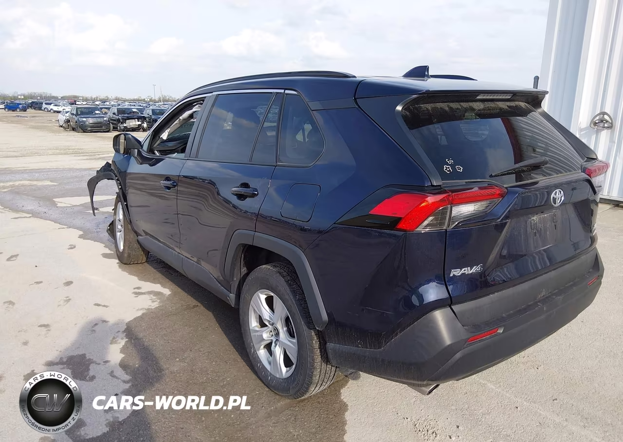 2021 Toyota Rav4 Xle VIN:2T3P1RFV0MW233302 - 3