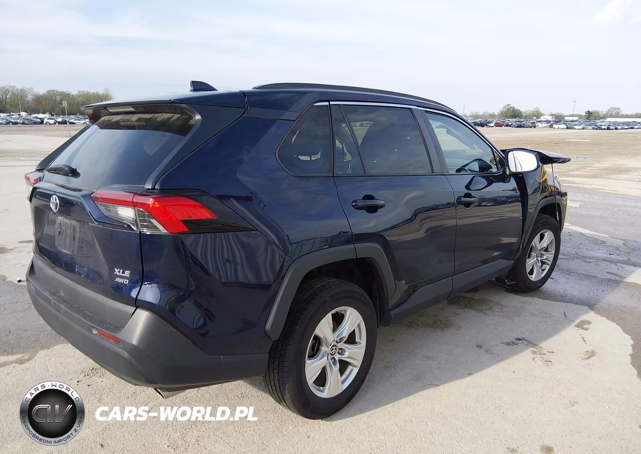2021 Toyota Rav4 Xle VIN:2T3P1RFV0MW233302 - 4