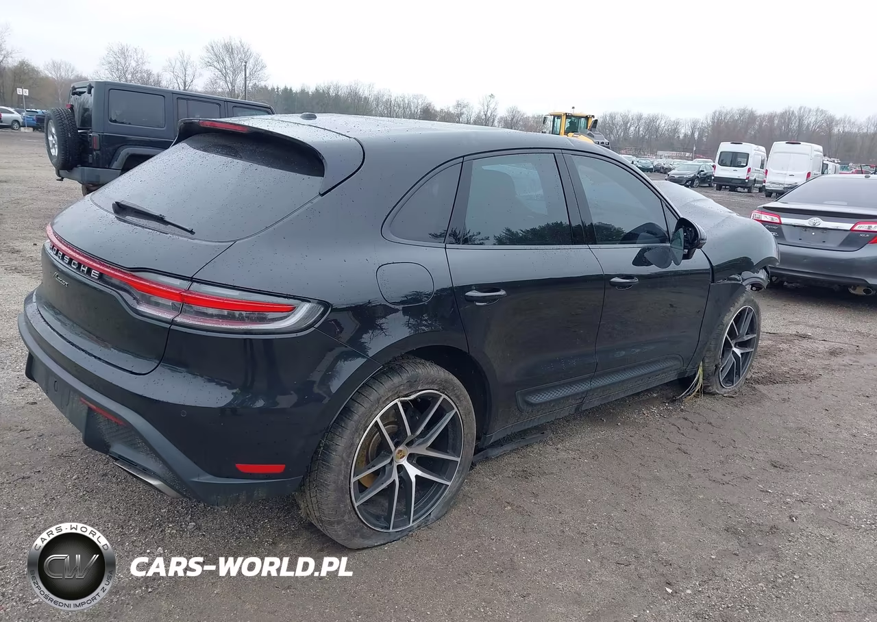 2022 Porsche Macan VIN:WP1AA2A59NLB05485 - 4