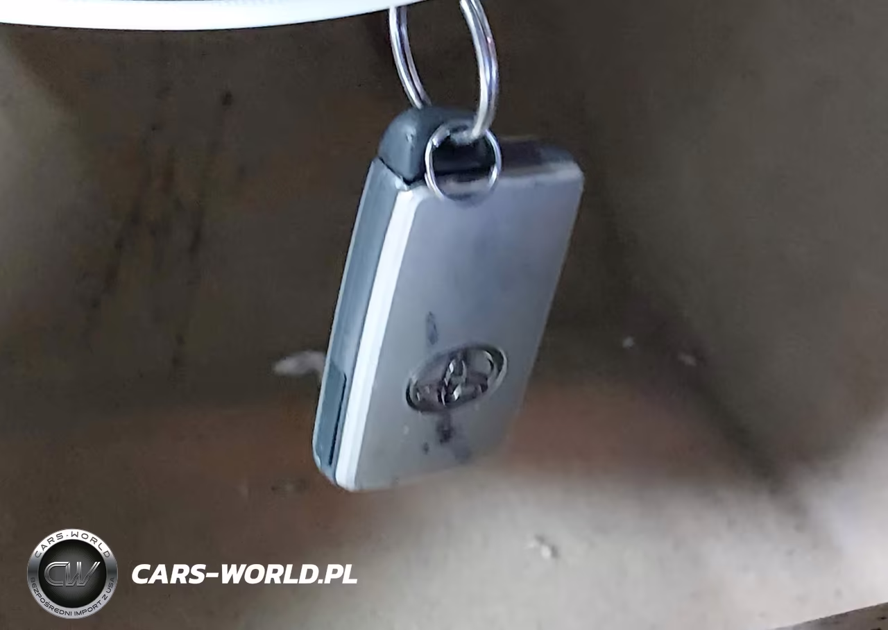 2005 Toyota Avalon Limited VIN:4T1BK36B05U011797 - 11