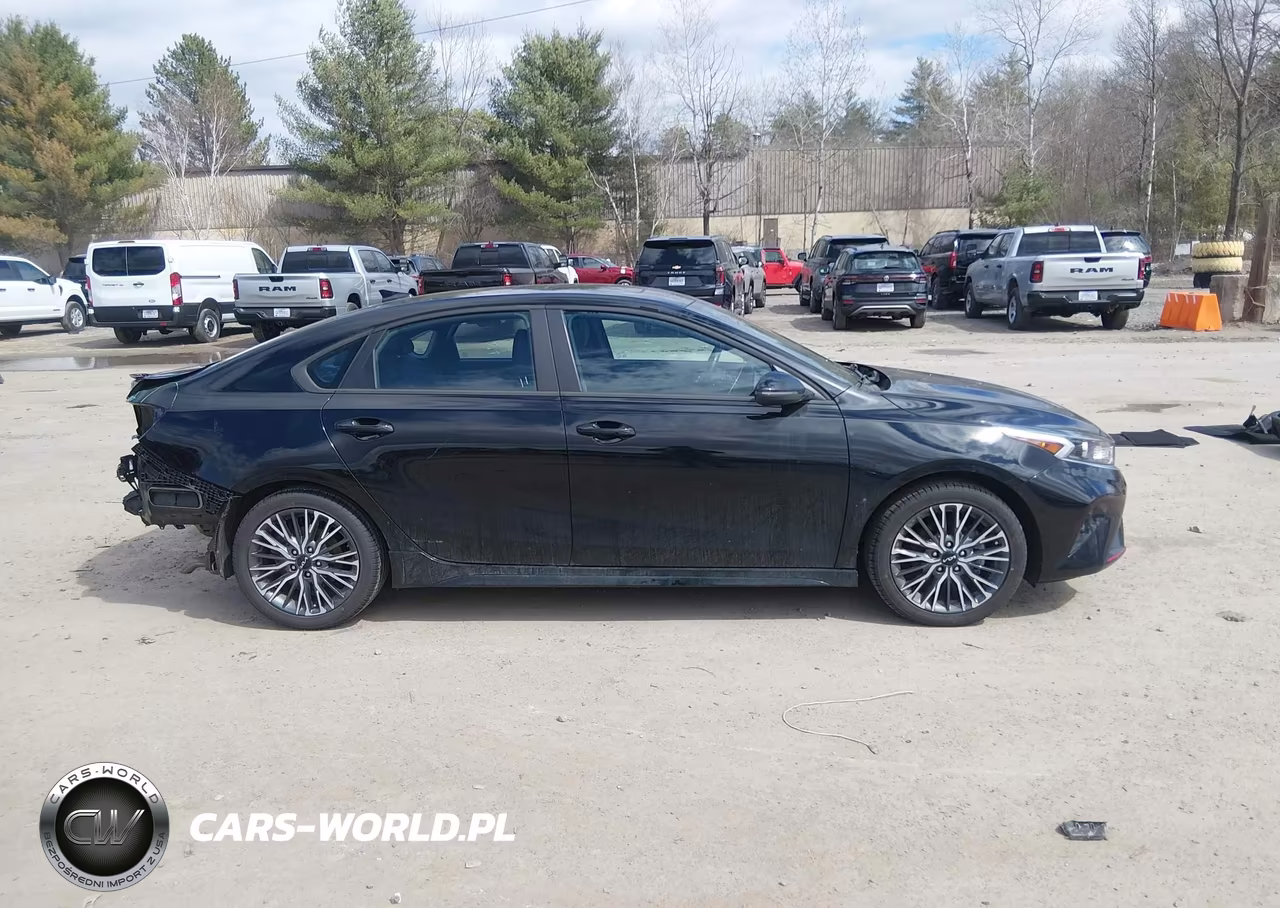 2023 Kia Forte Gt-Line VIN:3KPF54AD9PE607987 - 14