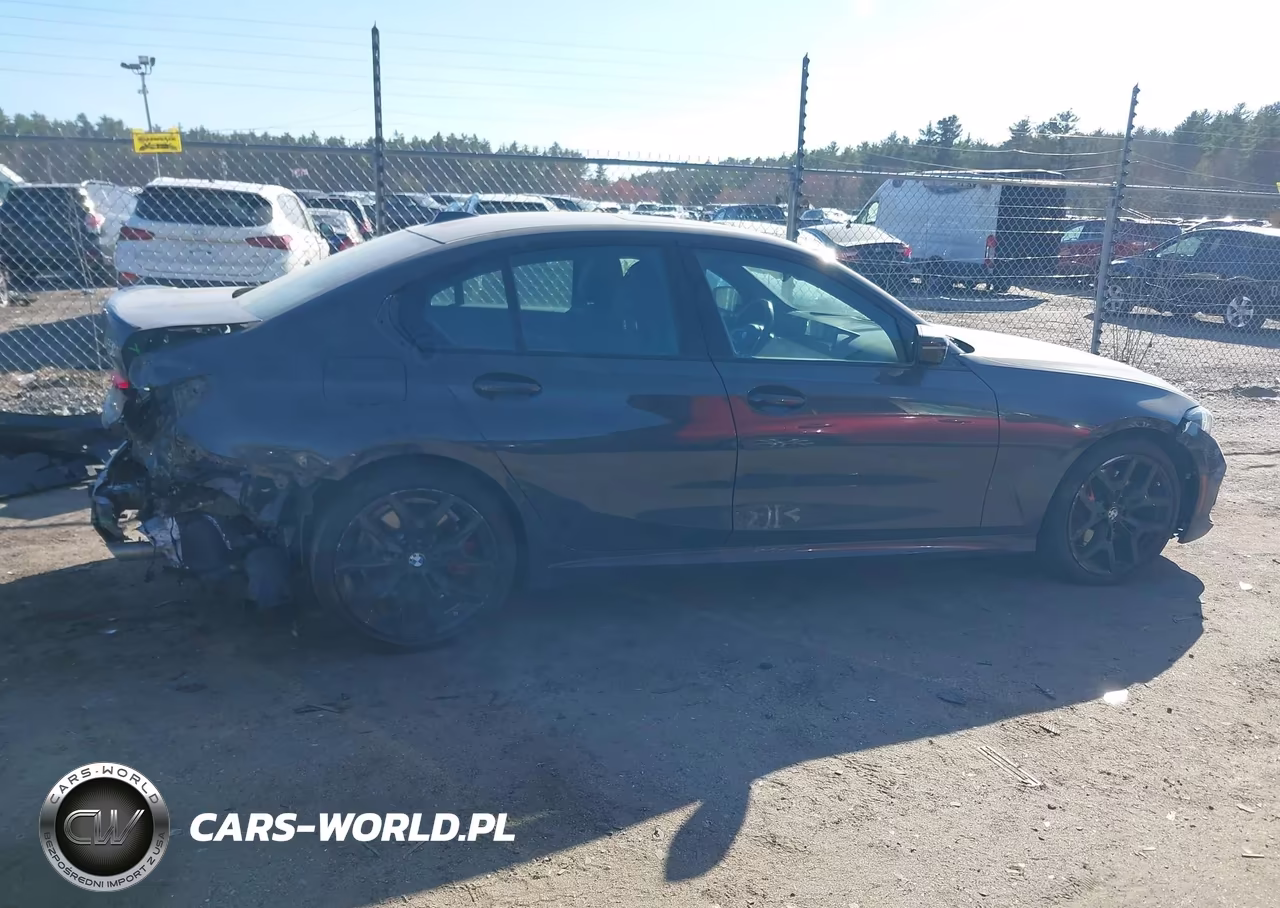 2025 BMW 330I xDrive VIN:3MW89CW05S8F24624 - 14