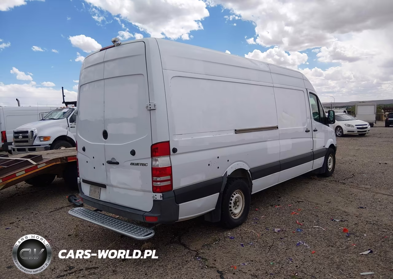 2012 Mercedes-Benz Sprinter 2500 High Roof VIN:WD3PE8CB2C5690444 - 4