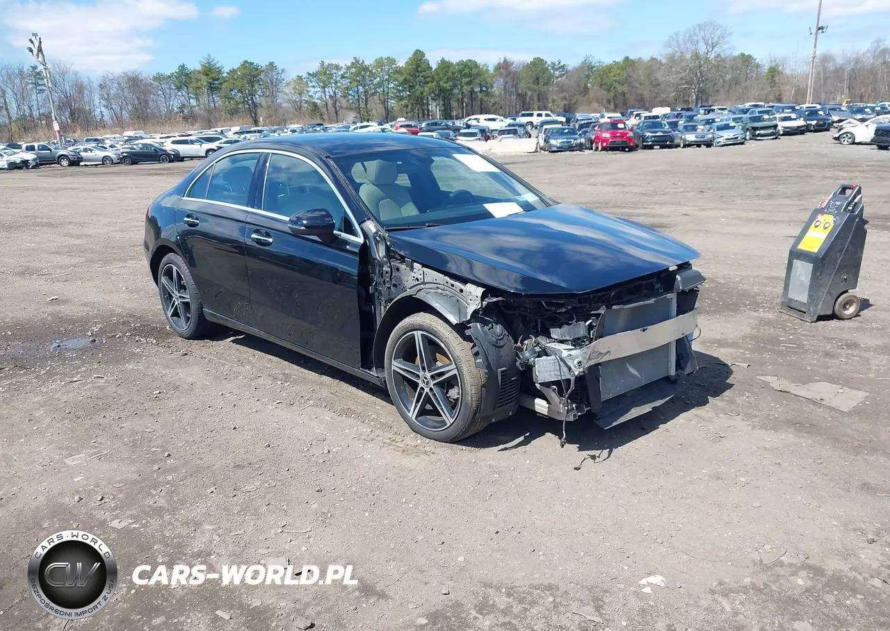 2022 Mercedes-Benz A 220 4Matic