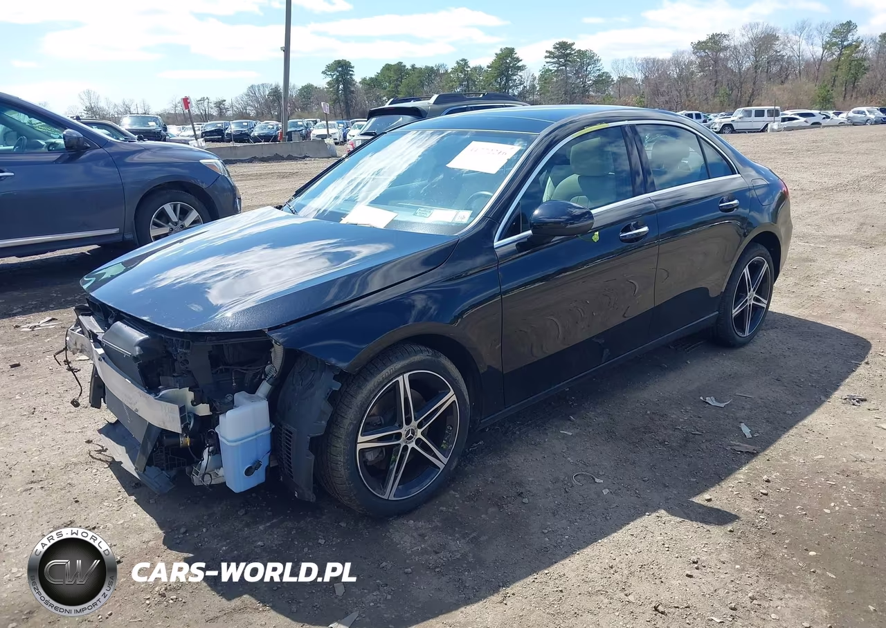 2022 Mercedes-Benz A 220 4Matic VIN:W1K3G4FB9NJ374414 - 2