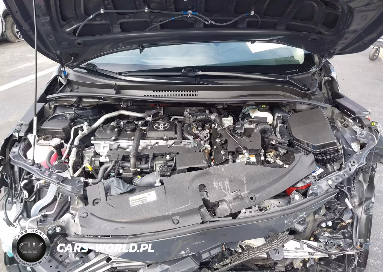2025 Toyota Corolla Hybrid Le VIN:JTDBCMFE1S3083837 - 10