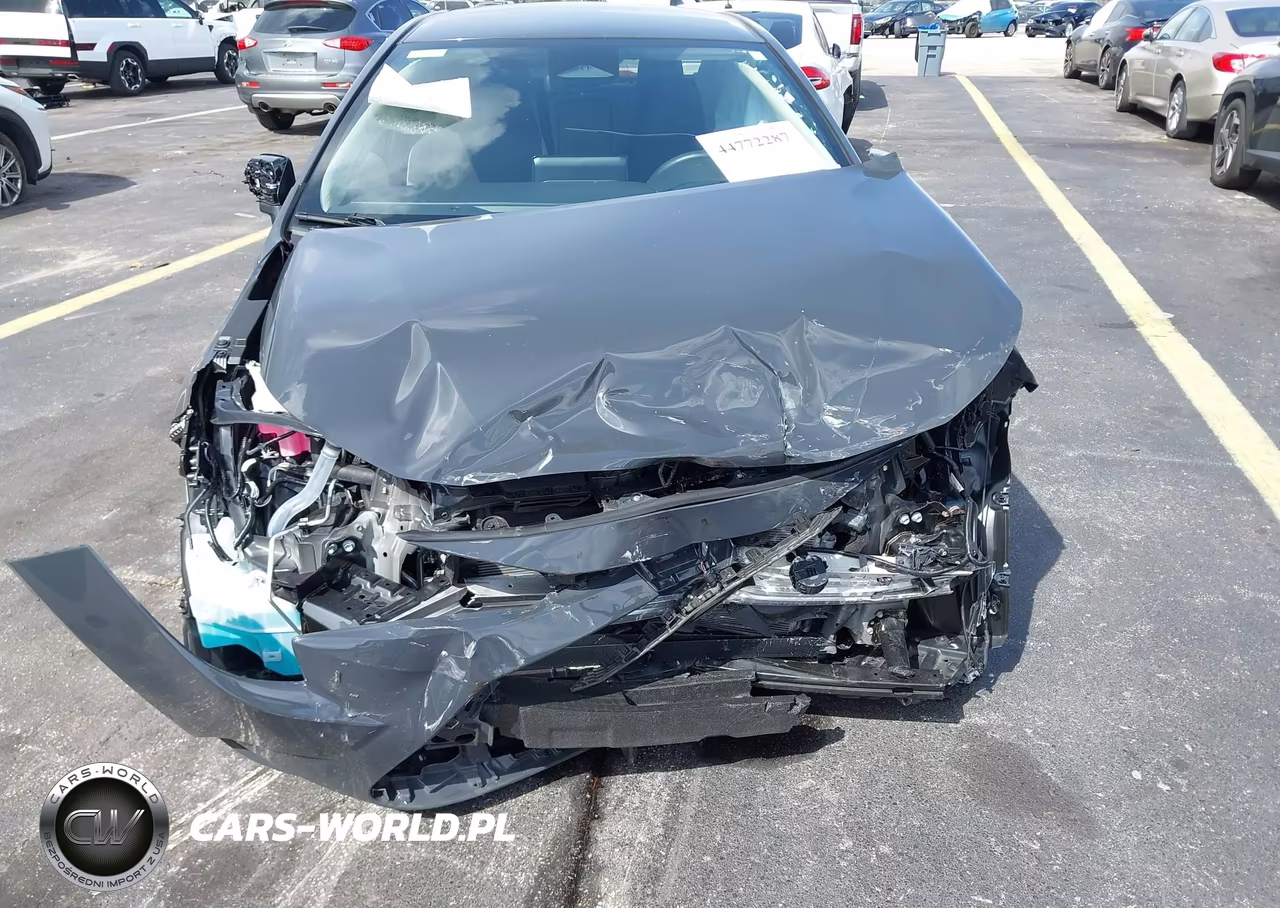 2025 Toyota Corolla Hybrid Le VIN:JTDBCMFE1S3083837 - 6