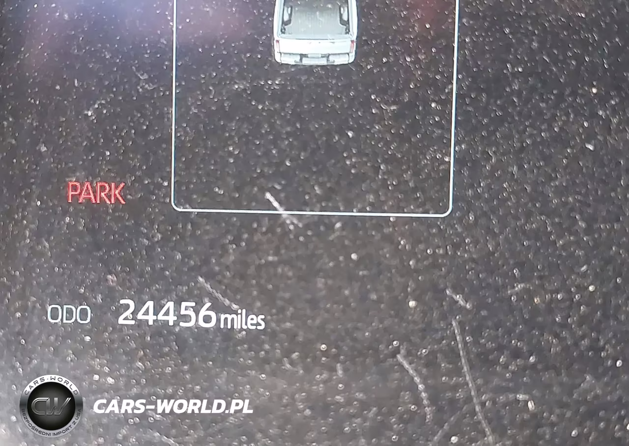 2025 Toyota Tundra Limited VIN:5TFJA5DB6SX249326 - 16