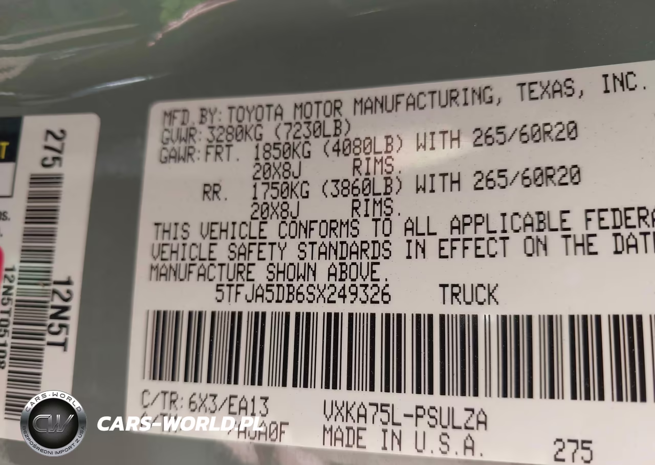 2025 Toyota Tundra Limited VIN:5TFJA5DB6SX249326 - 9