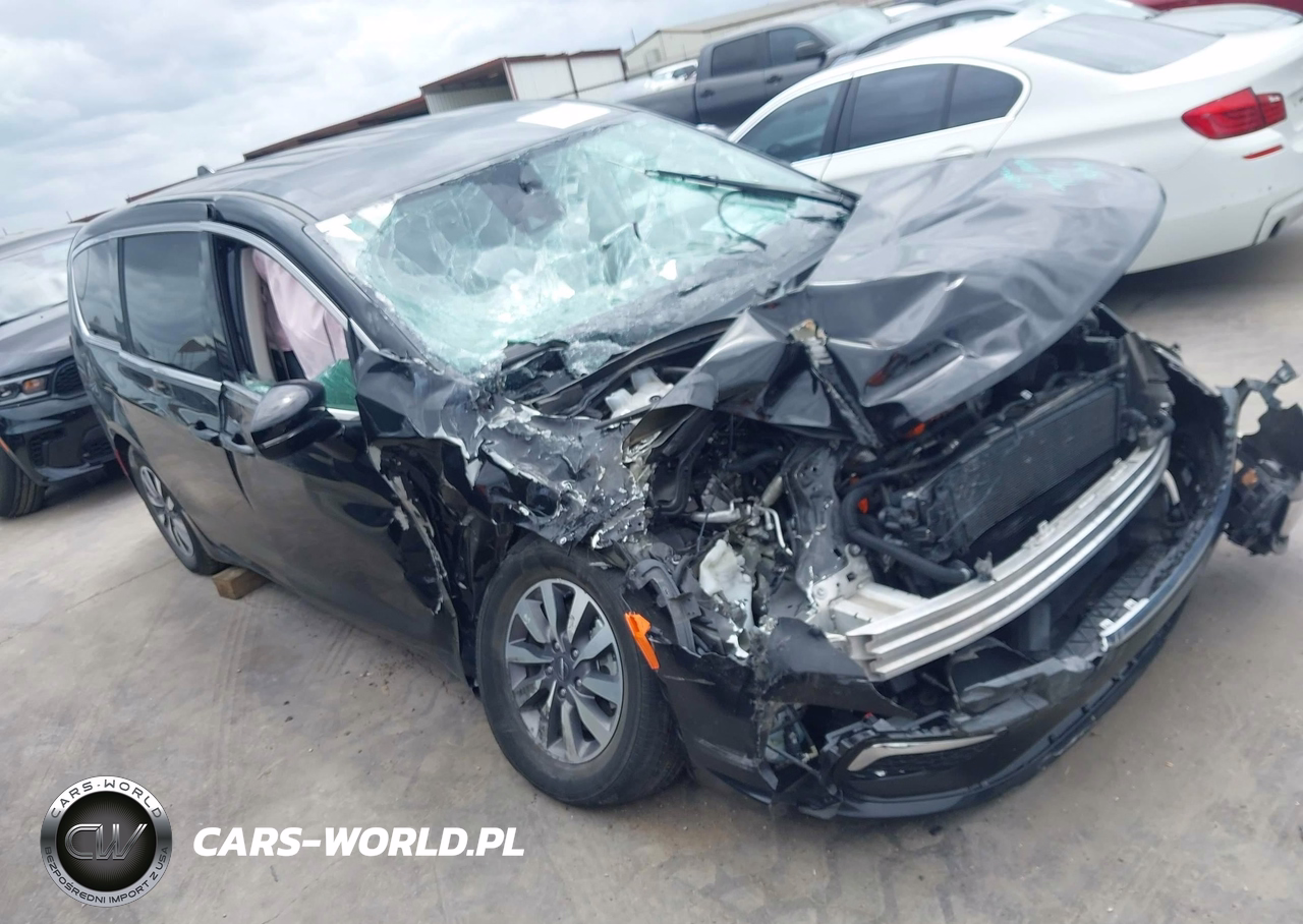 2024 Chrysler Pacifica Hybrid Select