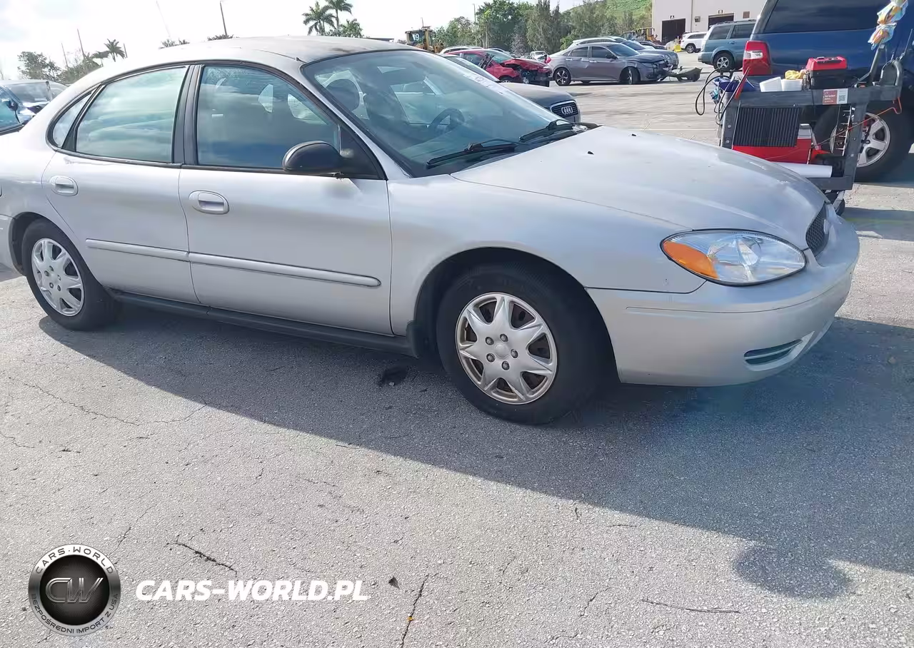 2005 Ford Taurus Se