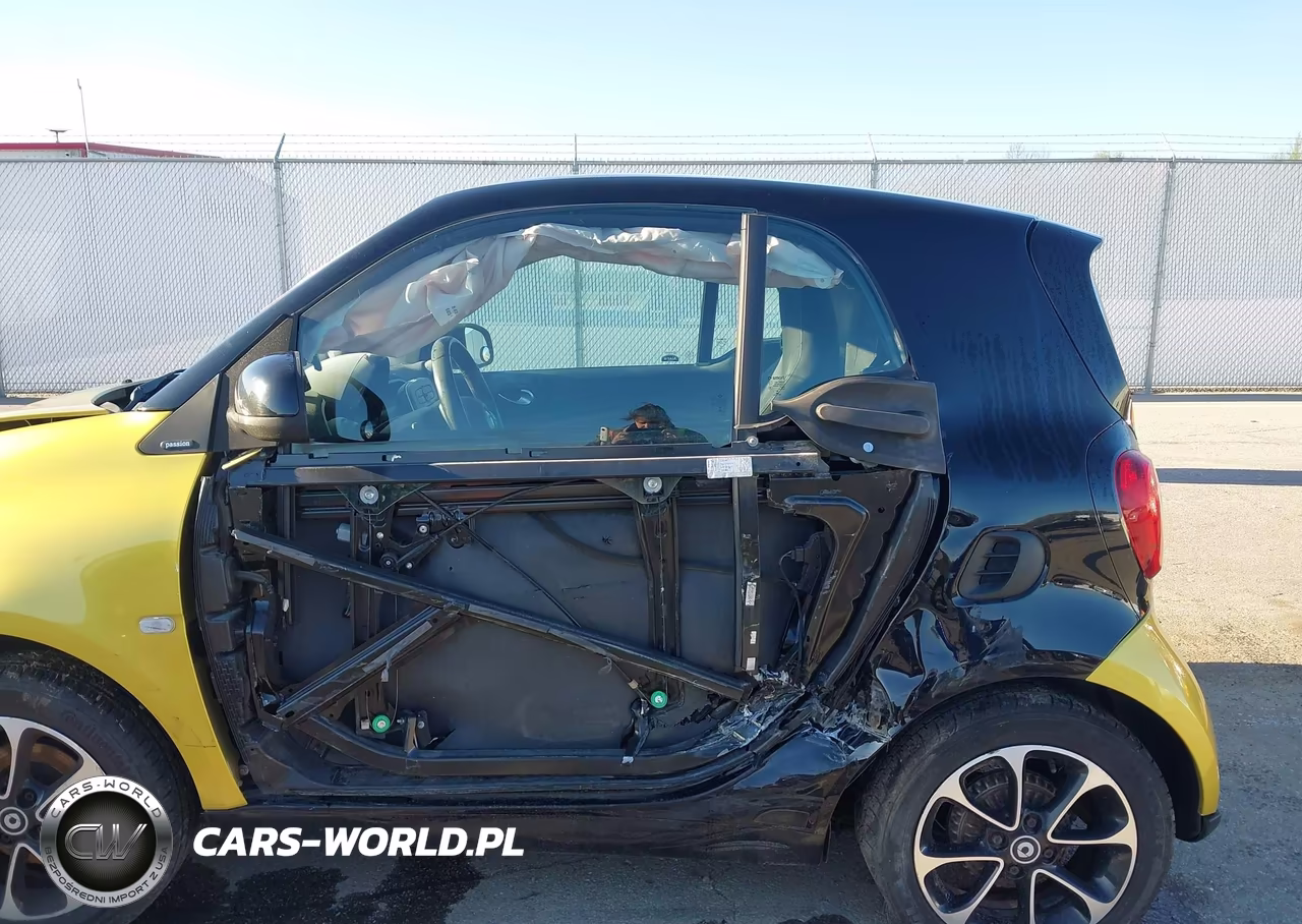 2016 Smart Fortwo Passion VIN:WMEFJ5DA7GK074913 - 15