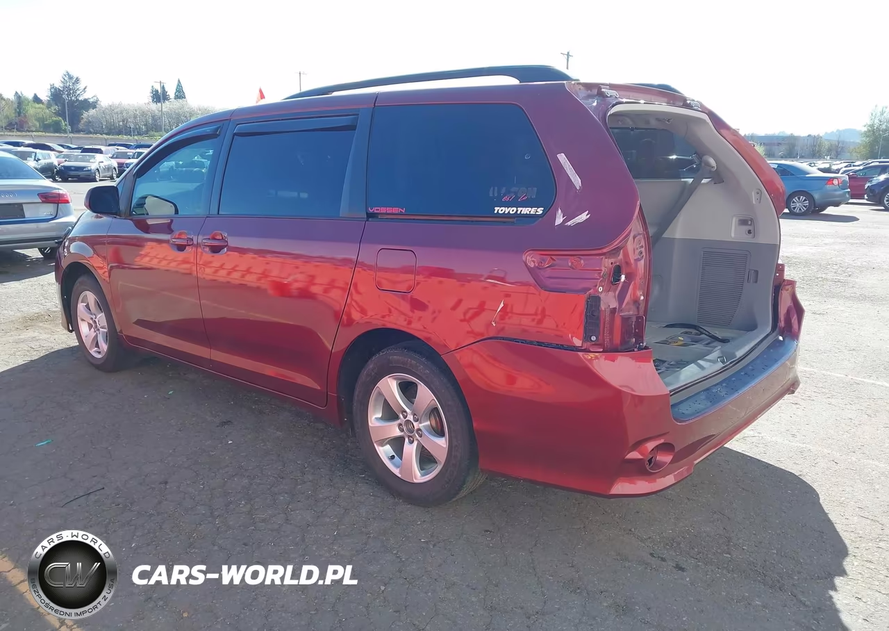 2012 Toyota Sienna Le V6 8 Passenger VIN:5TDKK3DC4CS199760 - 3