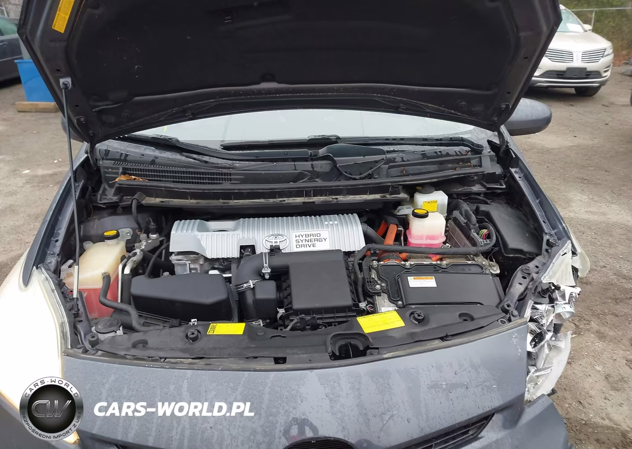 2013 Toyota Prius Three VIN:JTDKN3DUXD5546337 - 10