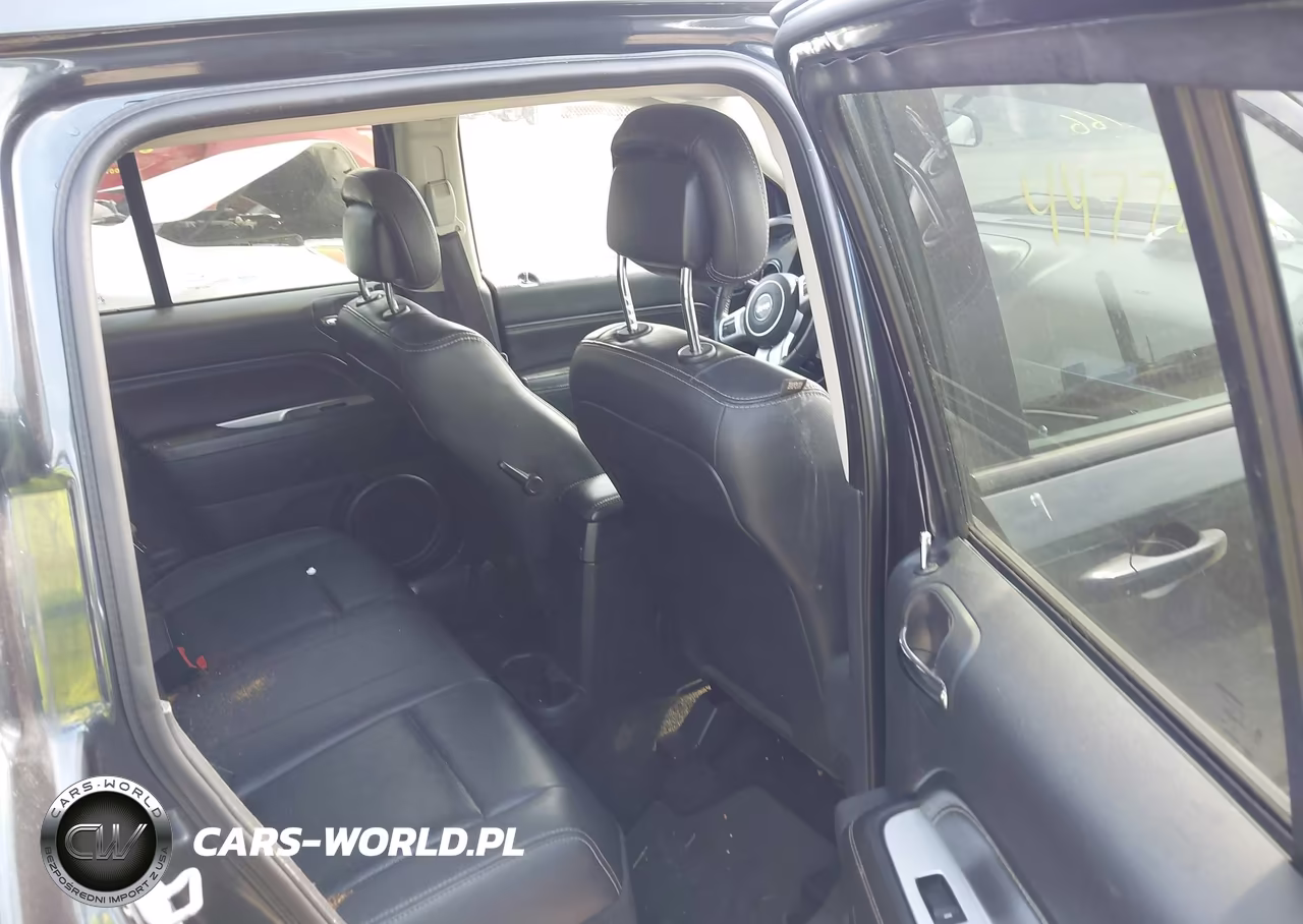 2015 Jeep Compass High Altitude Edition VIN:1C4NJCEA1FD198465 - 8