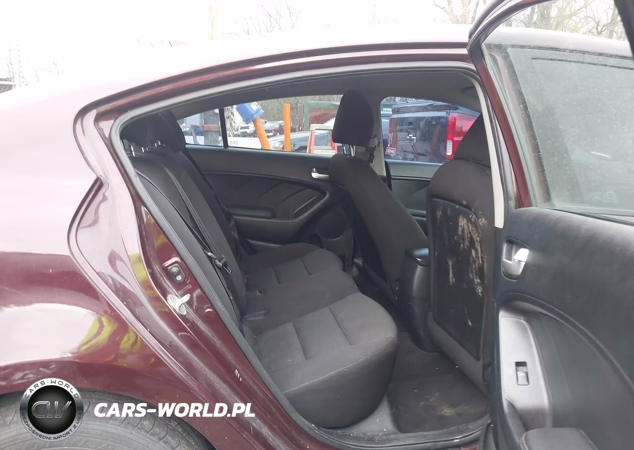 2017 Kia Forte Lx VIN:3KPFK4A79HE028132 - 8