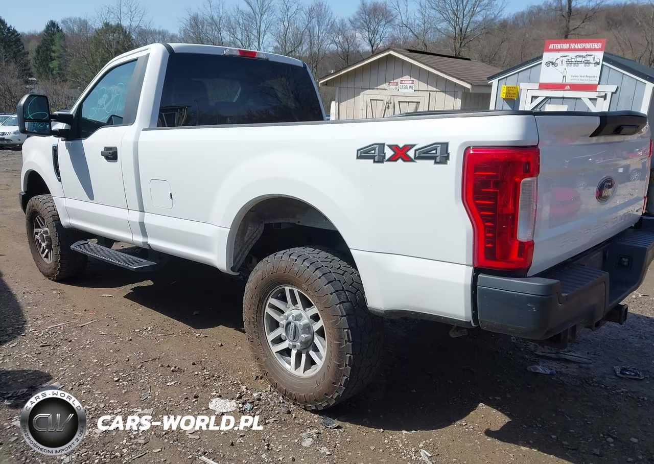 2017 Ford F-250 Xl VIN:1FTBF2B62HEB68368 - 3