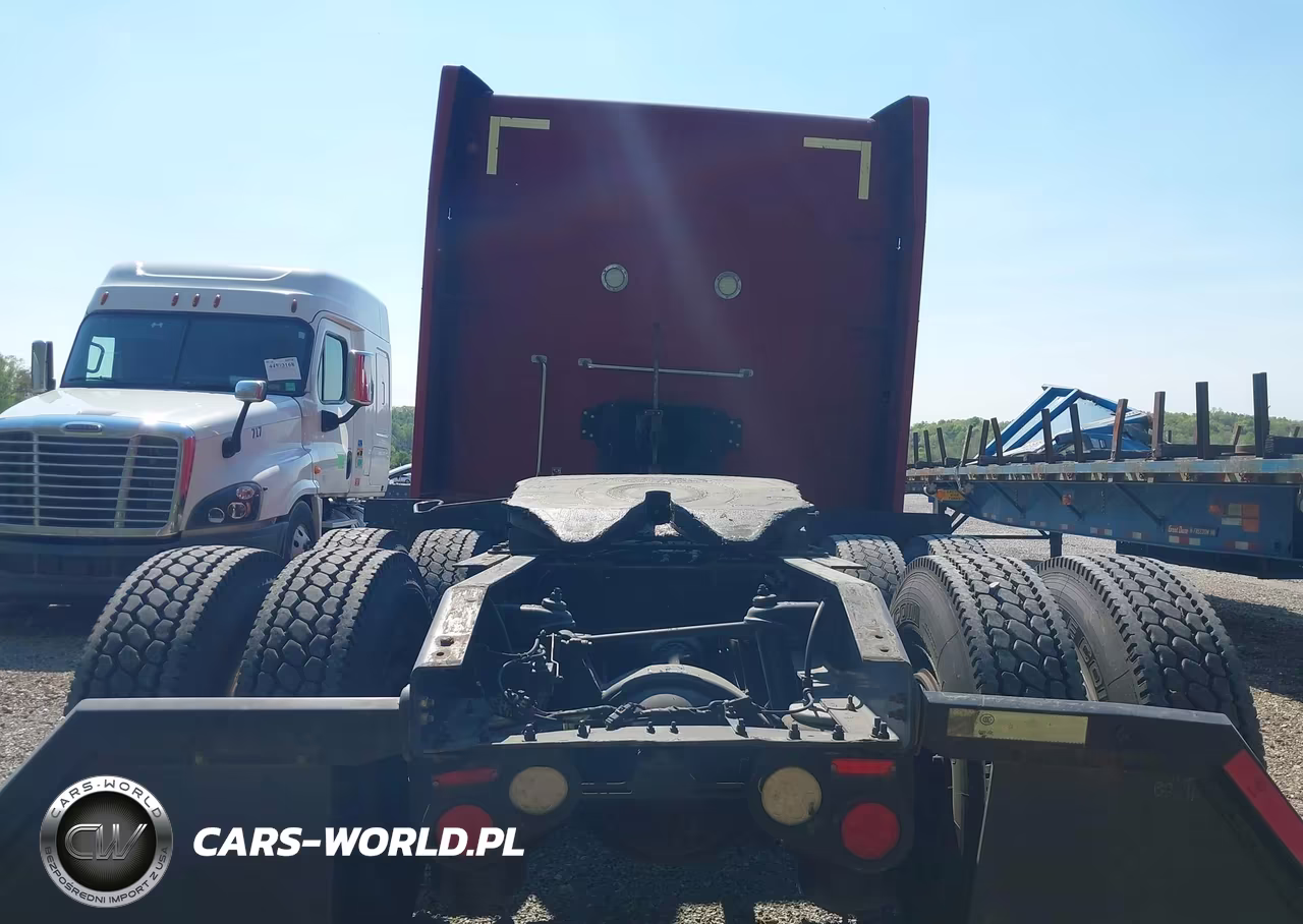 2021 Peterbilt 579 VIN:1XPBD49X5MD747515 - 14
