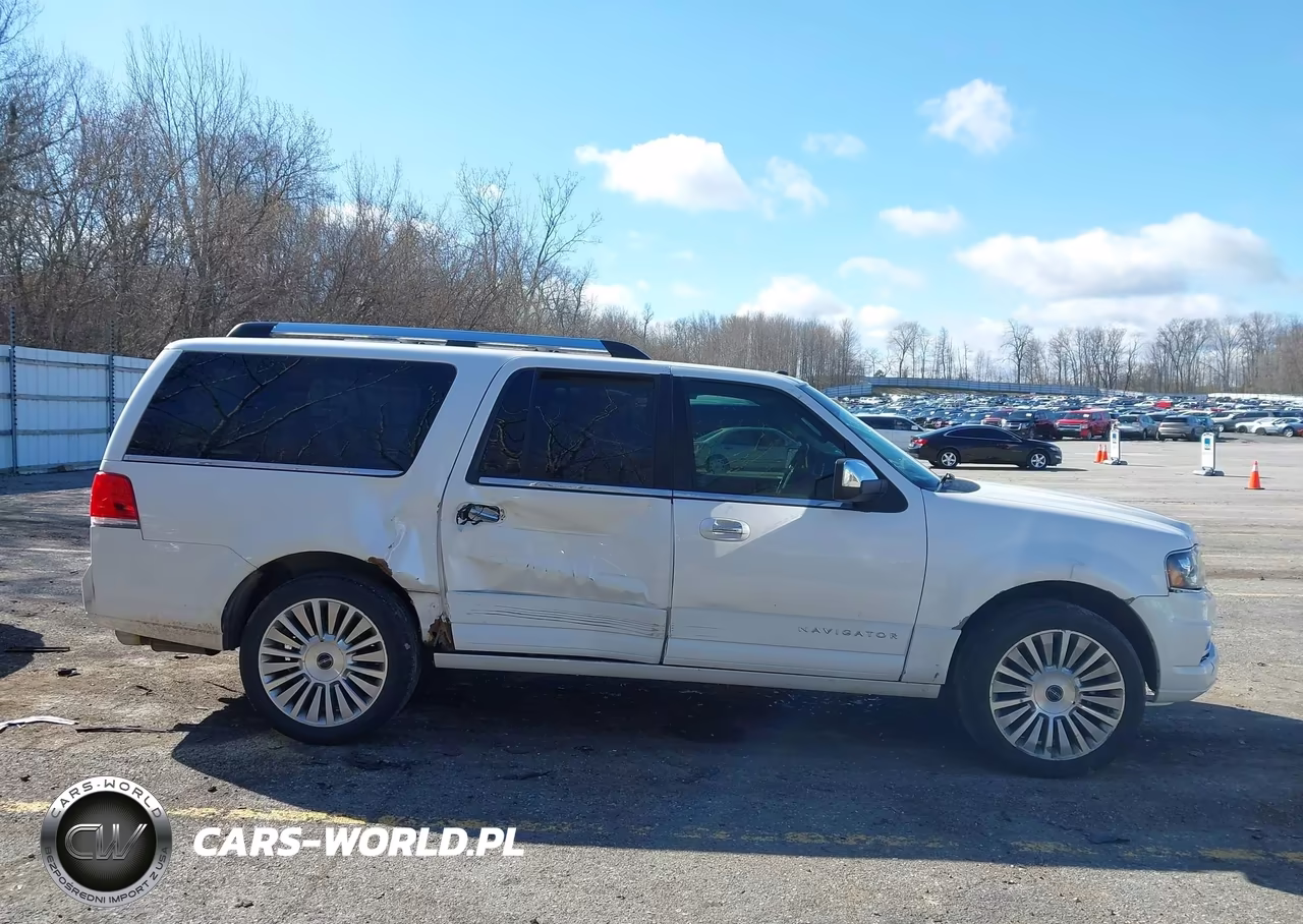 2016 Lincoln Navigator L Select VIN:5LMJJ3JT3GEL12251 - 13