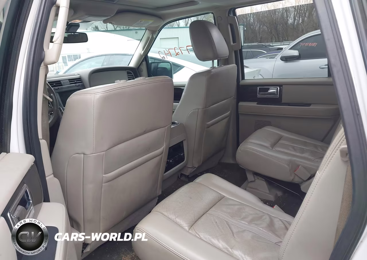 2016 Lincoln Navigator L Select VIN:5LMJJ3JT3GEL12251 - 8