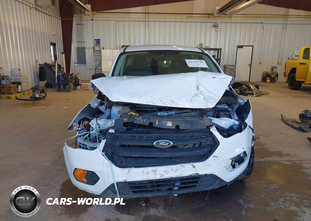 2017 Ford Escape S VIN:1FMCU0F72HUF07830 - 6