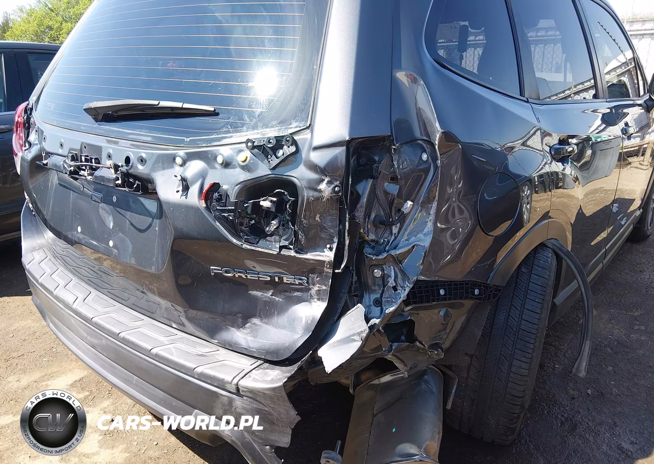 2020 Subaru Forester VIN:JF2SKADC6LH468044 - 17