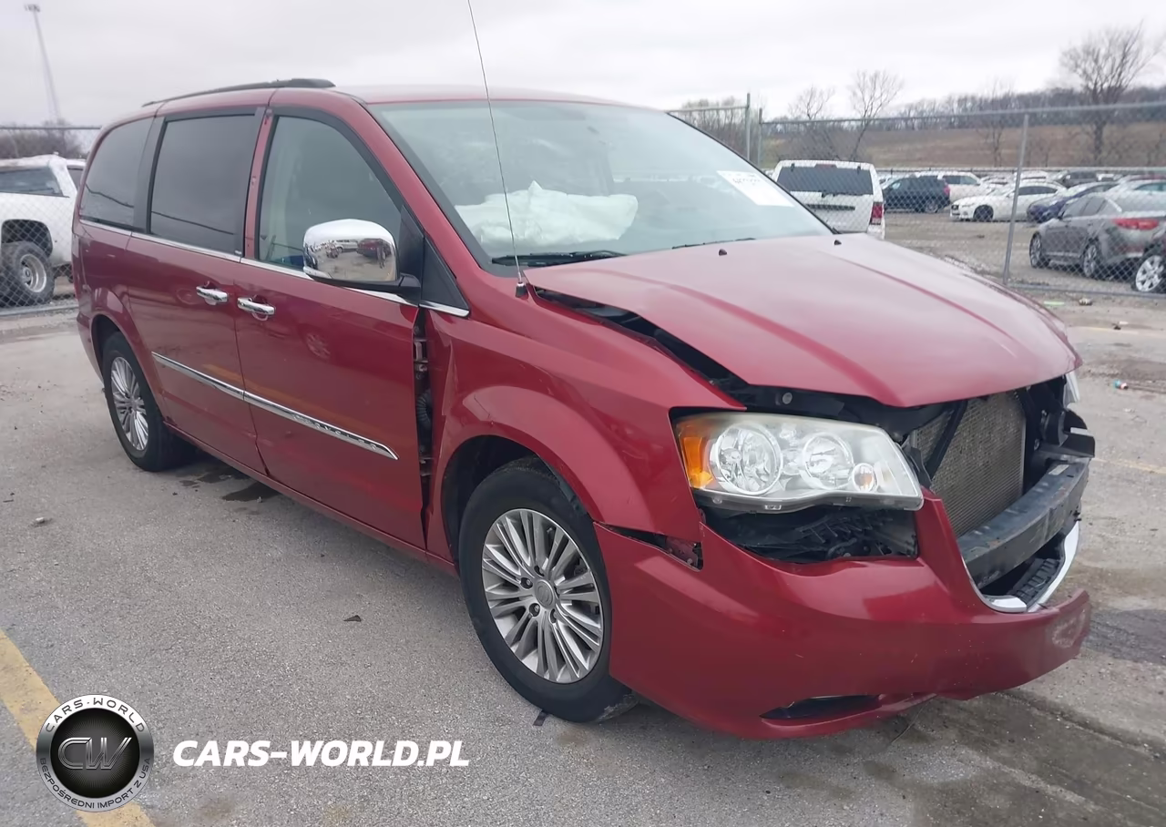 2014 Chrysler Town & Country Touring-L – zdjęcie 1 z 16