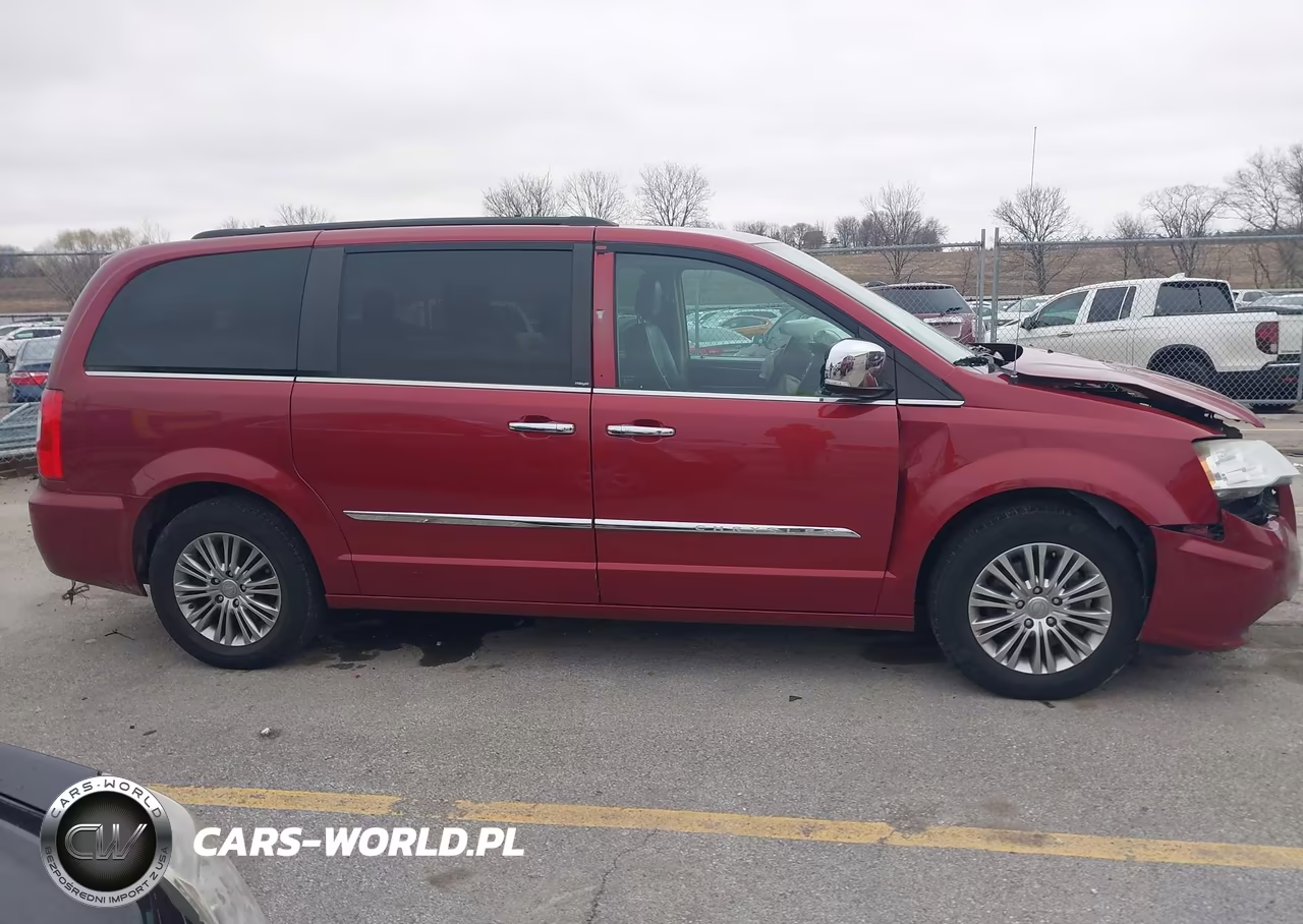 2014 Chrysler Town & Country Touring-L VIN:2C4RC1CG6ER169384 - 13