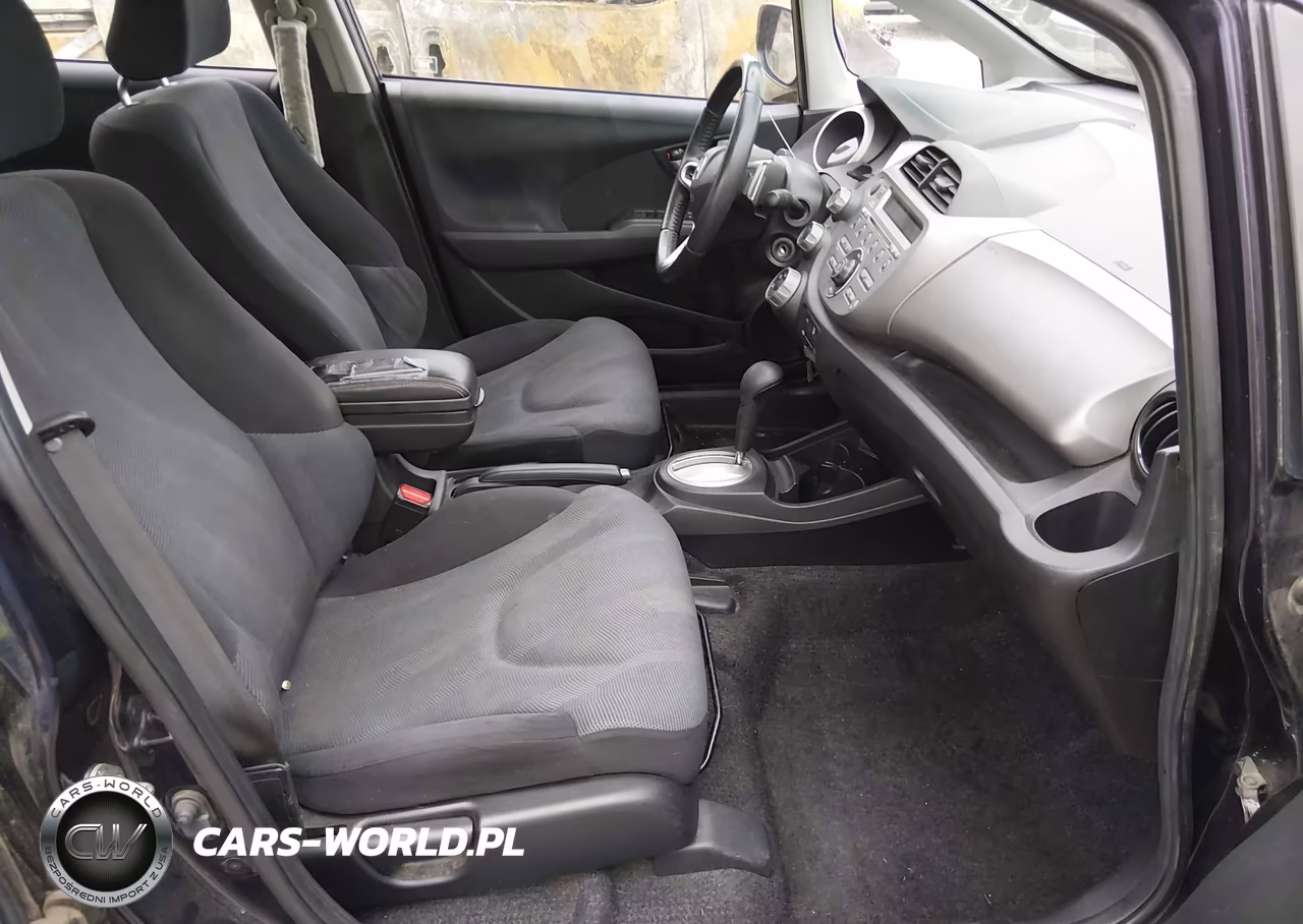 2010 Honda Fit Sport VIN:JHMGE8H47AC009010 - 5
