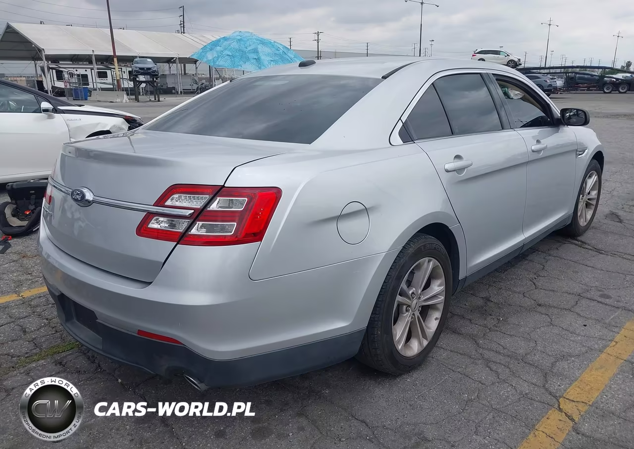 2017 Ford Taurus Se VIN:1FAHP2D84HG124243 - 4