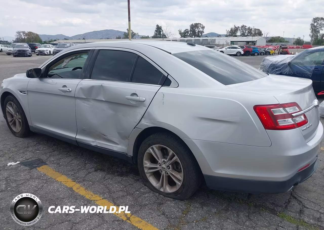 2017 Ford Taurus Se VIN:1FAHP2D84HG124243 - 6
