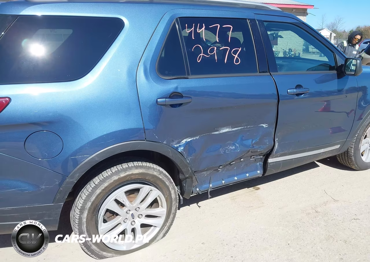 2019 Ford Explorer Xlt VIN:1FM5K8D82KGB32200 - 19