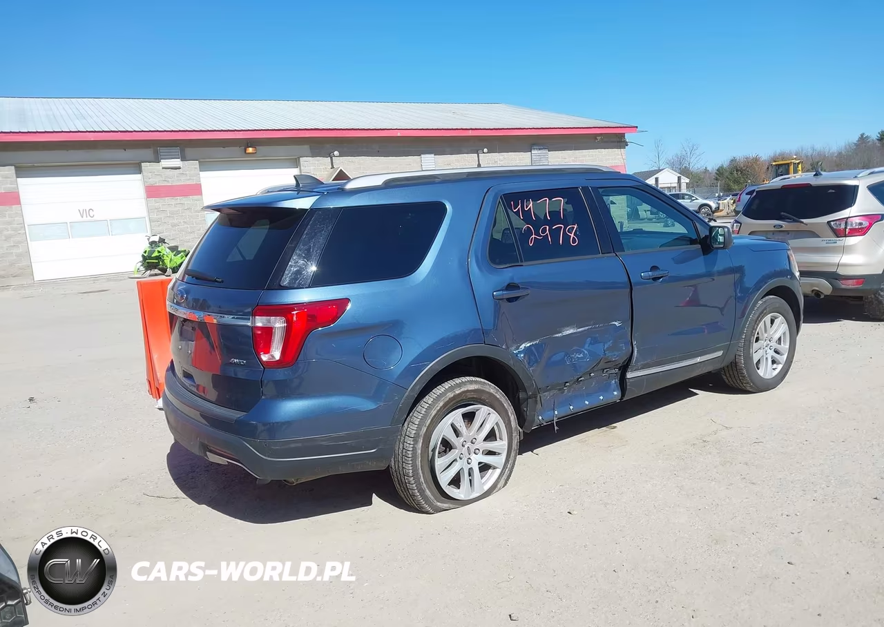 2019 Ford Explorer Xlt VIN:1FM5K8D82KGB32200 - 4