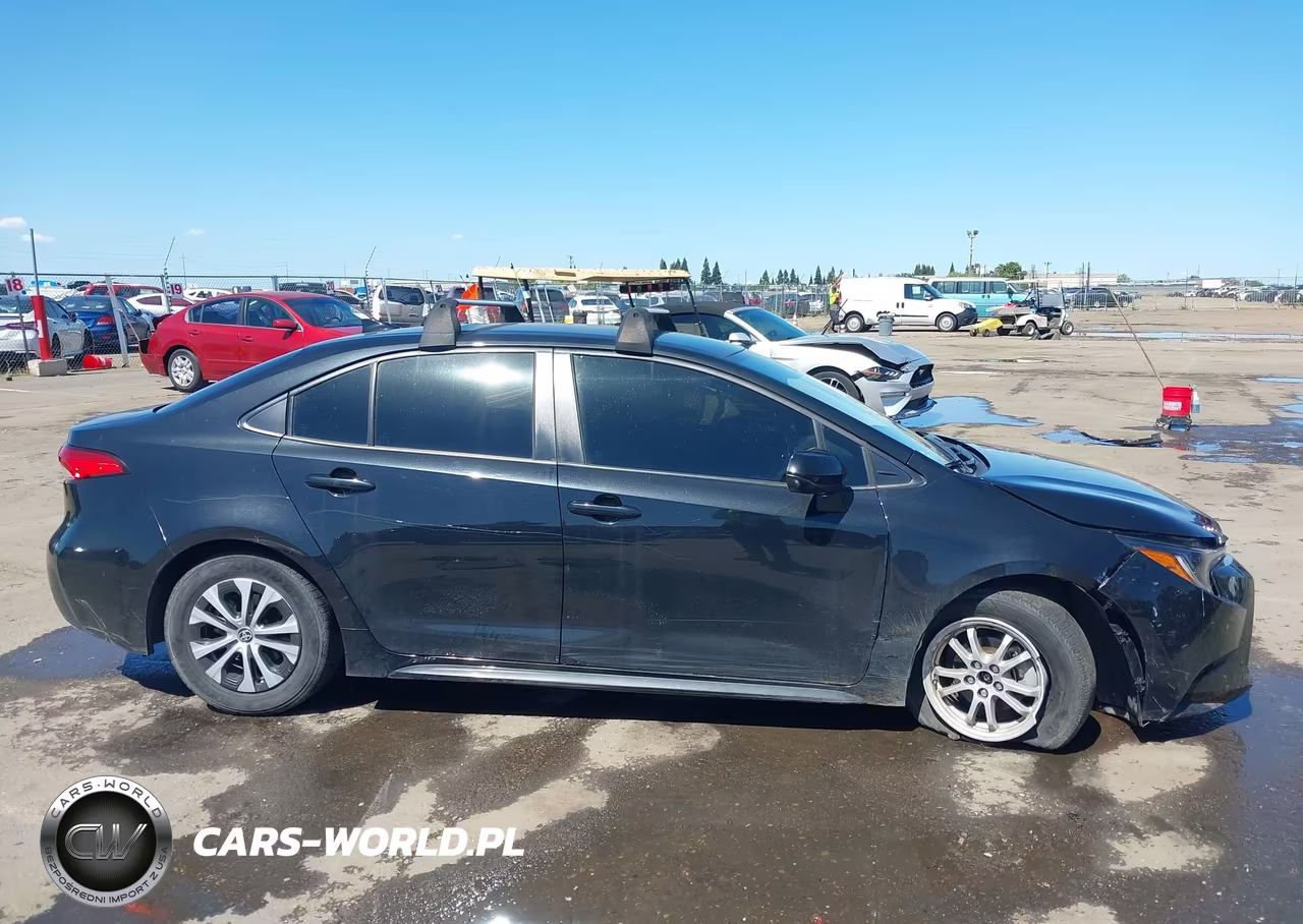 2022 Toyota Corolla Hybrid Le VIN:JTDEAMDE0NJ048230 - 13