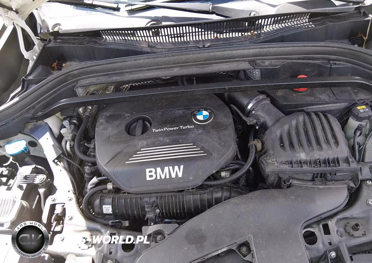 2017 BMW X1 xDrive28I VIN:WBXHT3Z37H4A52289 - 10