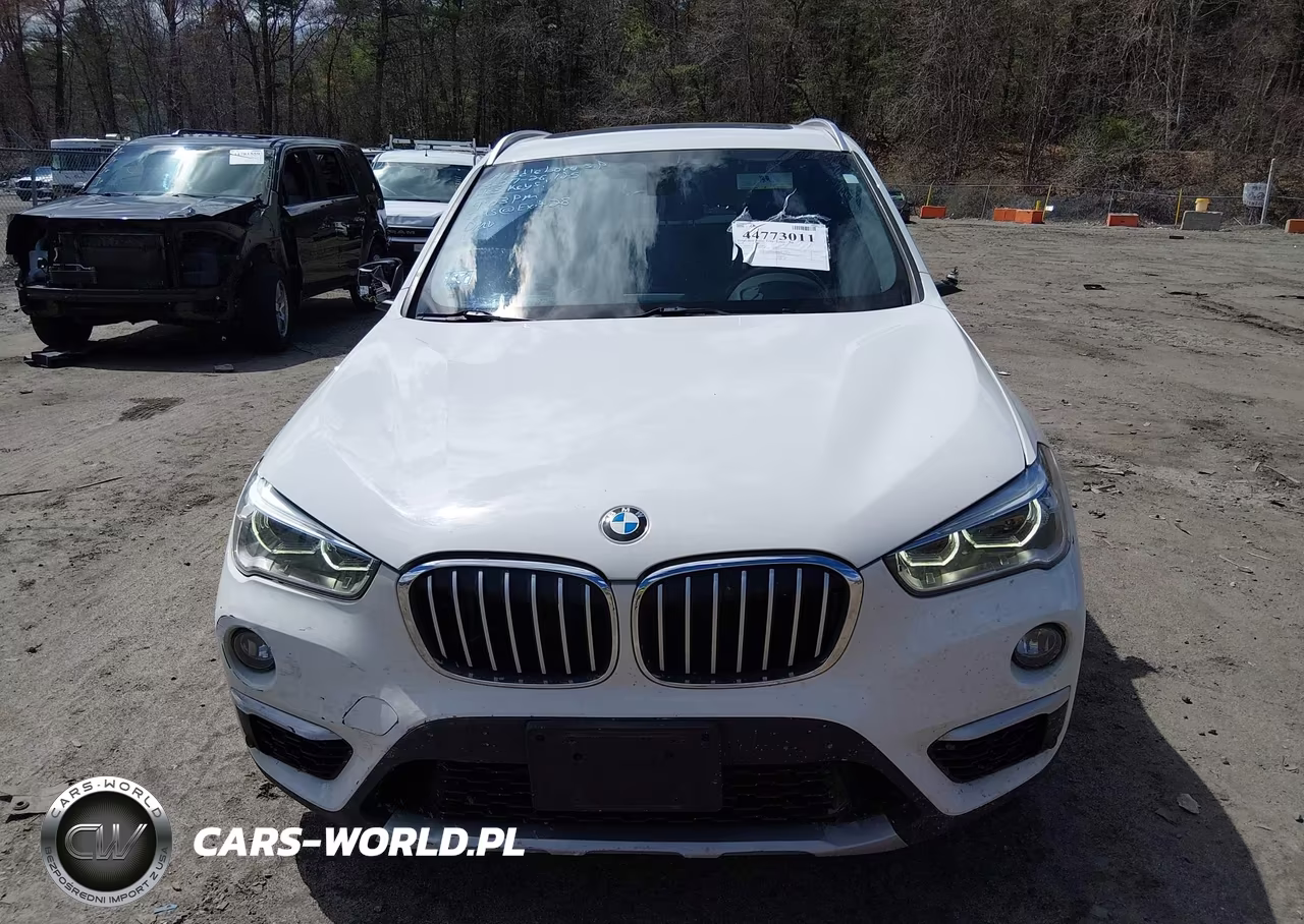 2017 BMW X1 xDrive28I VIN:WBXHT3Z37H4A52289 - 13