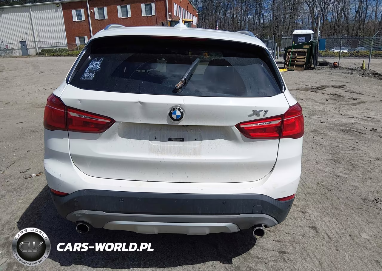 2017 BMW X1 xDrive28I VIN:WBXHT3Z37H4A52289 - 17