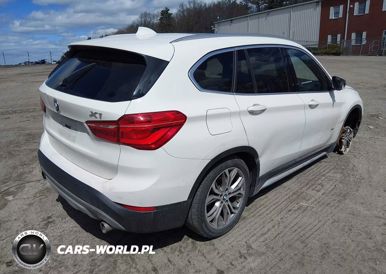2017 BMW X1 xDrive28I VIN:WBXHT3Z37H4A52289 - 4