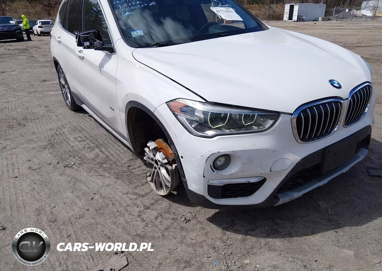 2017 BMW X1 xDrive28I VIN:WBXHT3Z37H4A52289 - 6