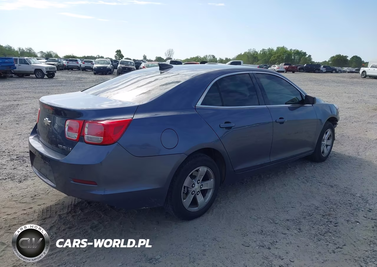 2015 Chevrolet Malibu 1Fl VIN:1G11A5SL6FF250010 - 4