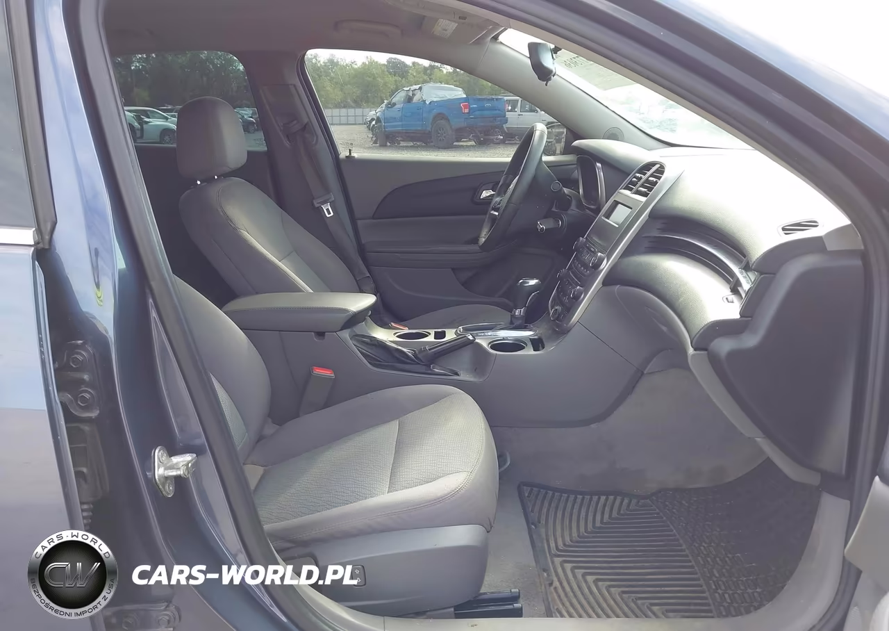 2015 Chevrolet Malibu 1Fl VIN:1G11A5SL6FF250010 - 5