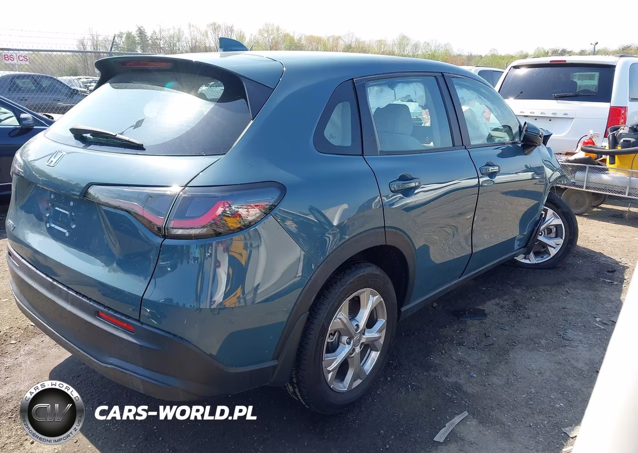 2024 Honda Hr-V Awd Lx VIN:3CZRZ2H33RM765571 - 4